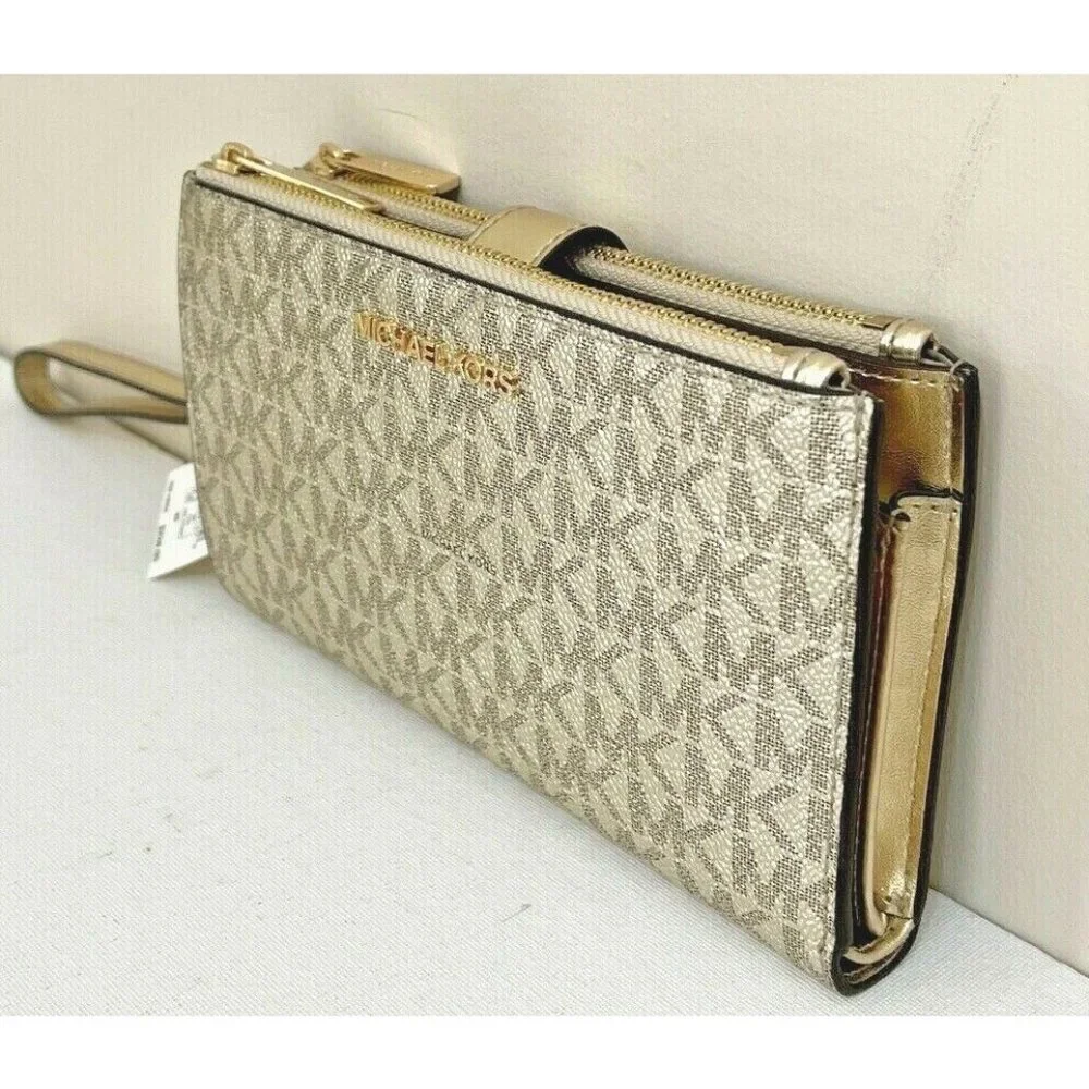 New Michael Kors Jet Set Travel Double Zip Wallet PVC Pale Gold - Picture 3 of 6